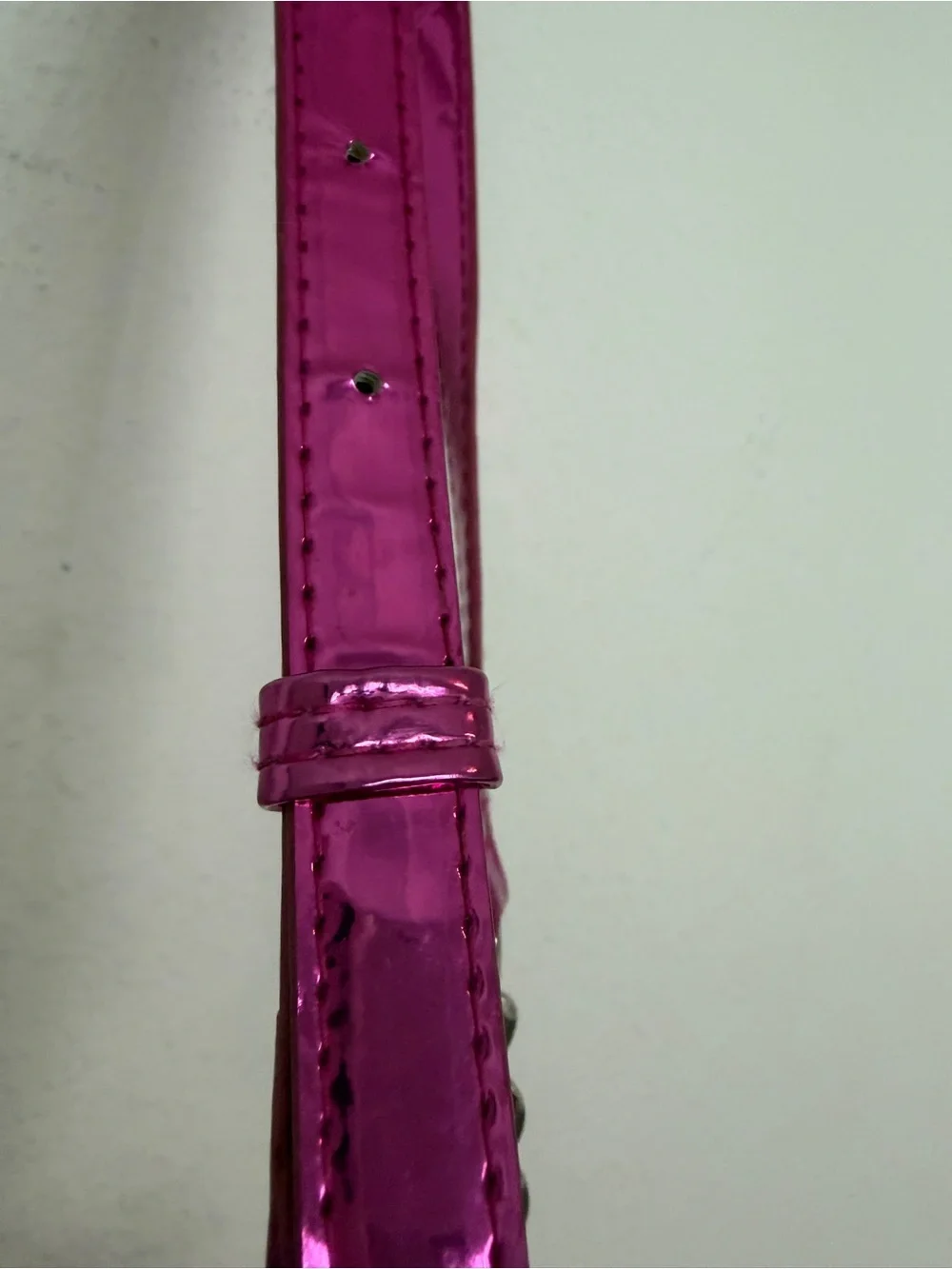 Madden Girl Metallic Pink Mini Crossbody Bag Set W/ Chain Accent and Coin Pouch